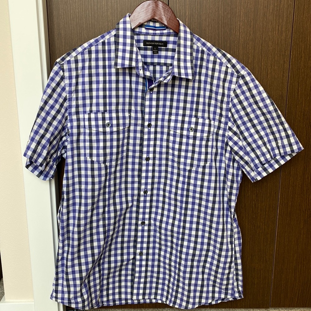 Banana republic purple gingham plaid button up short sleeved shirt size large